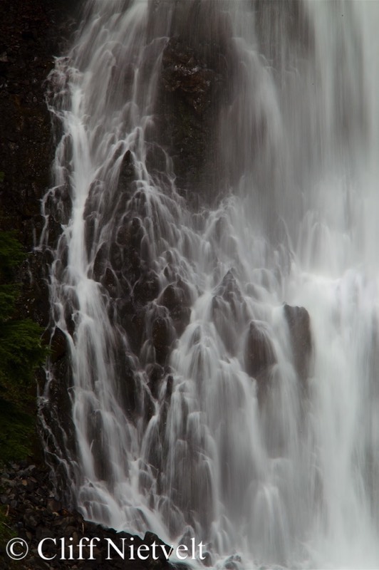 Stacks Image 4793
